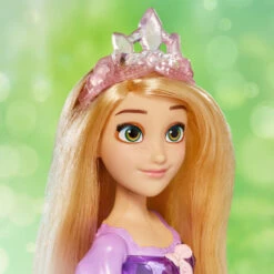 Hasbro Disney Princess Royal Shimmer Pop Rapunzel Met Glitterjurk -Knuffel Poppen Paradijs 1986919 fb608b70